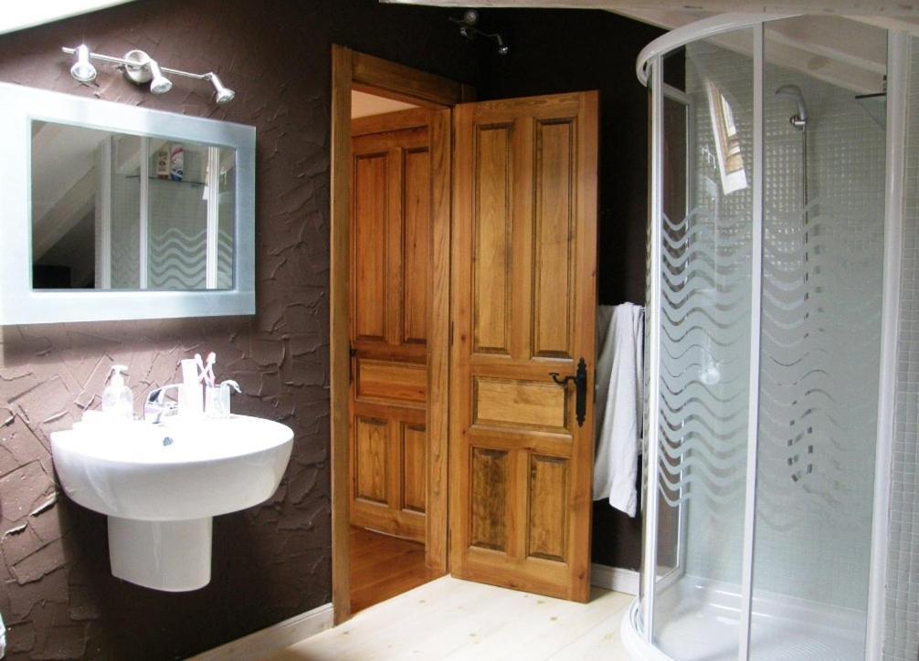 Albergue Turistico Valdebaro Camaleño Esterno foto