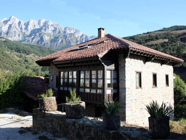Albergue Turistico Valdebaro Camaleño Esterno foto