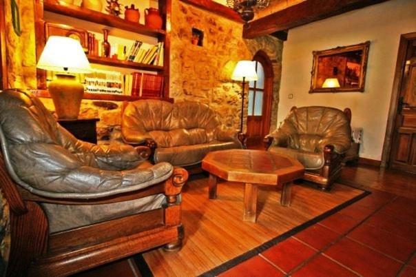 Albergue Turistico Valdebaro Camaleño Esterno foto